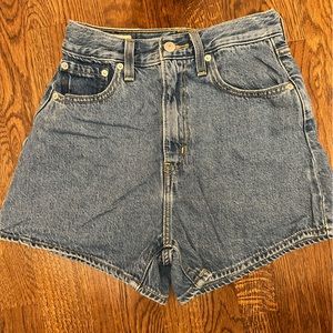 Levi high loose shorts
